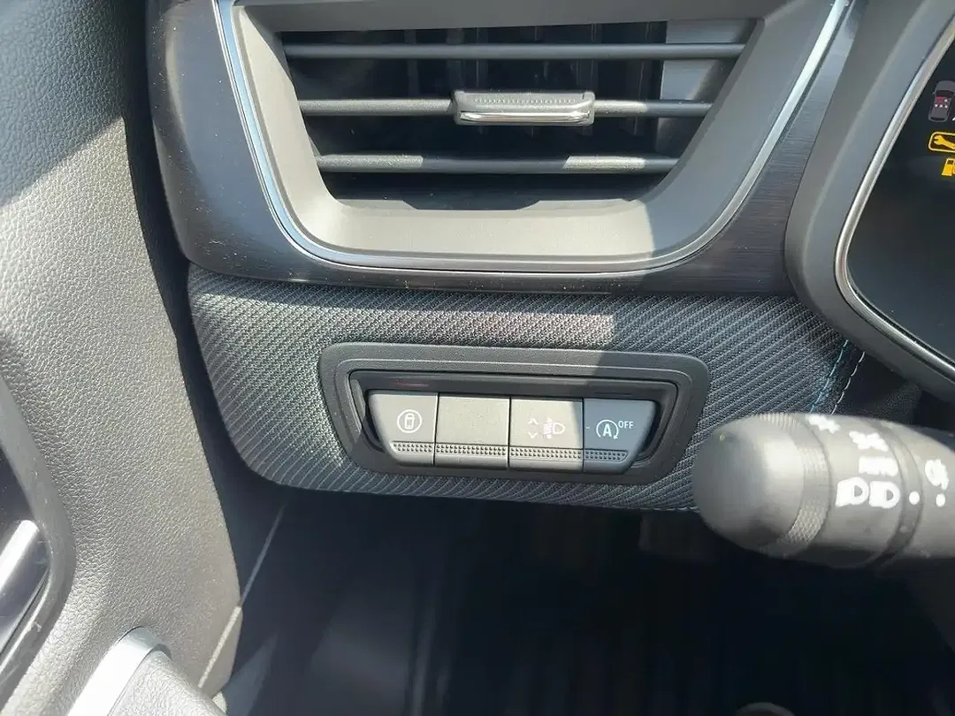 Renault Captur - Thumbnail 13