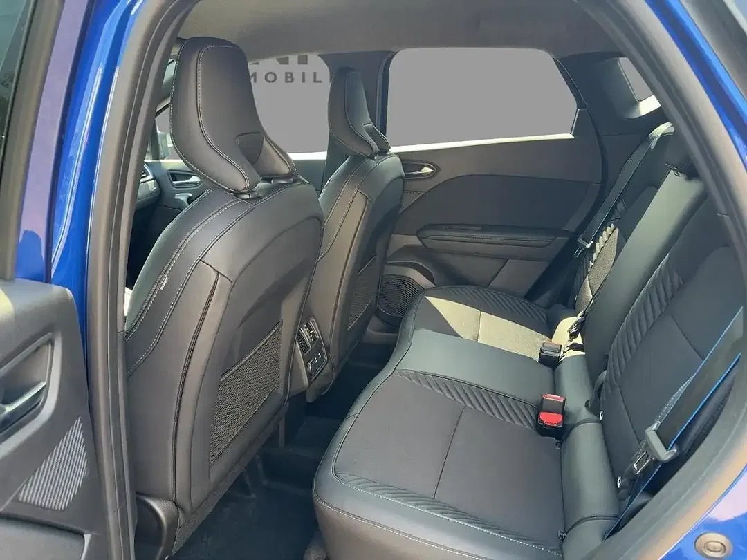 Renault Captur - Thumbnail 8