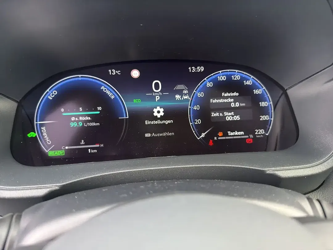 Mazda 2 - Thumbnail 11