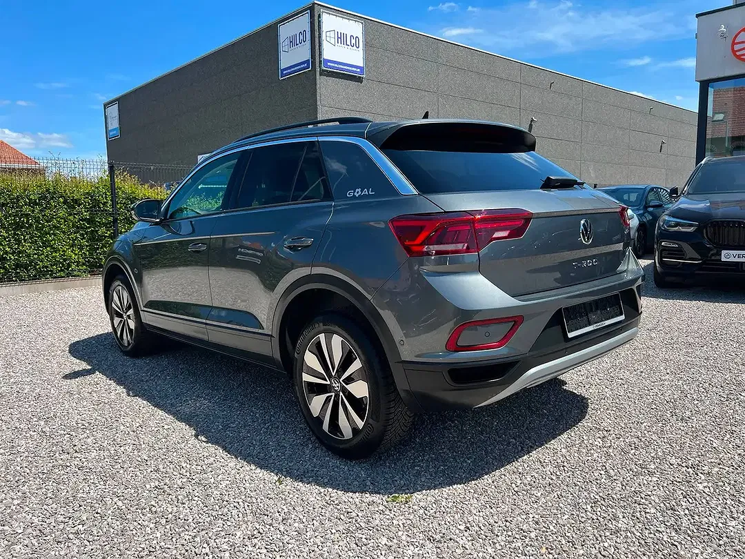 Volkswagen T-Roc - Thumbnail 7