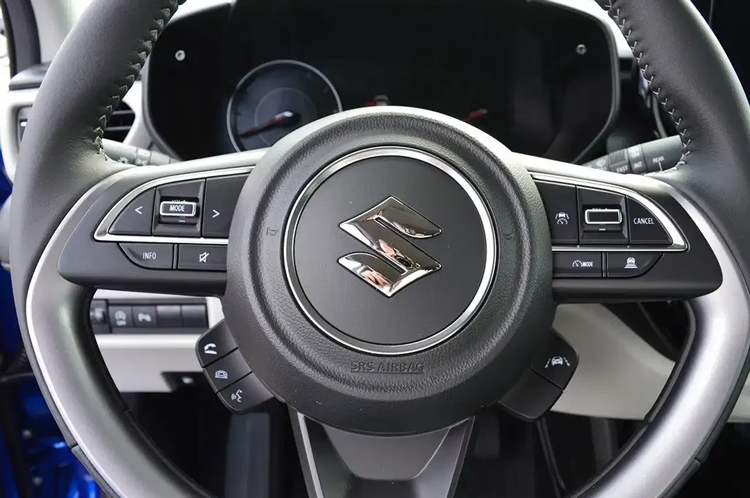 Suzuki Swift - Thumbnail 15