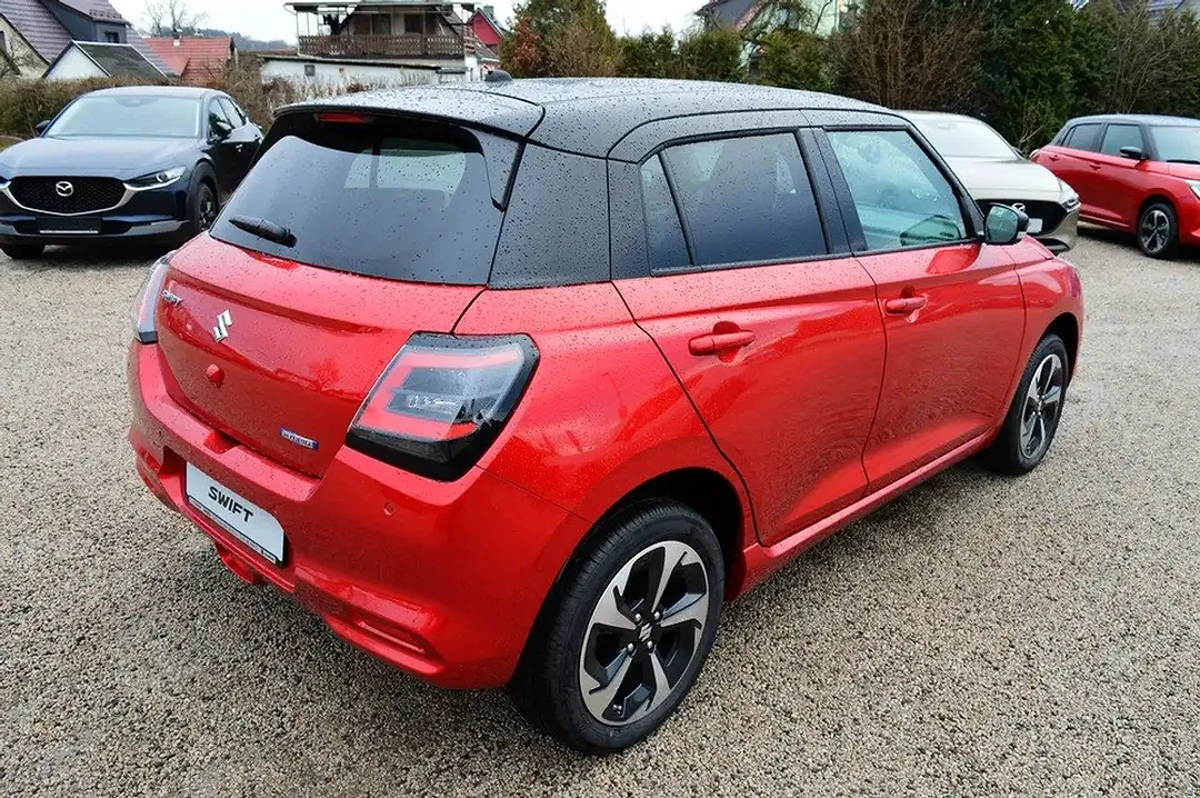 Suzuki Swift - Thumbnail 9