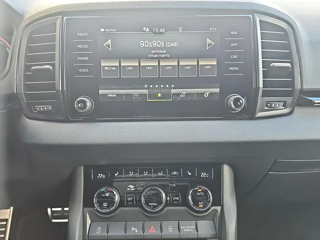 Skoda Karoq - Thumbnail 12