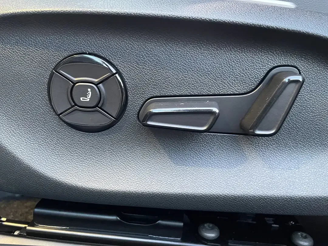 Volkswagen Passat Variant - Thumbnail 14