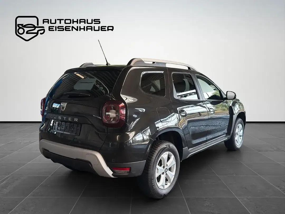 Dacia Duster - Thumbnail 5