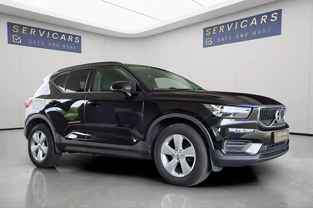 Volvo XC40 - Thumbnail 4