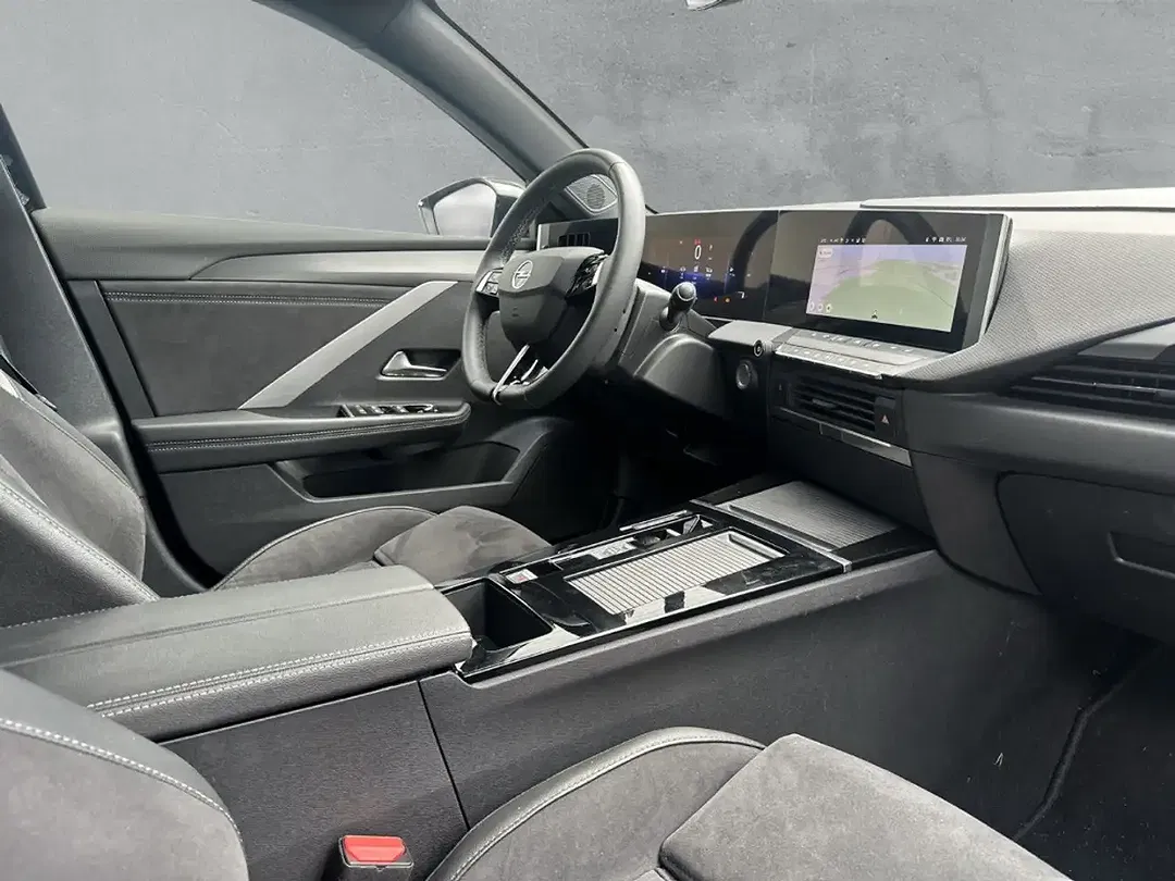 Opel Astra - Thumbnail 13