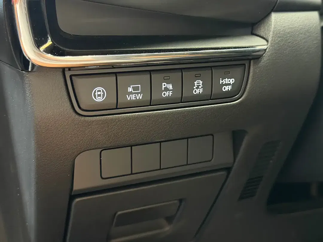 Mazda 3 - Thumbnail 11