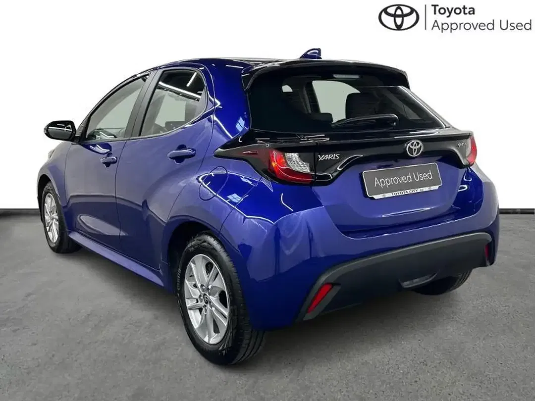Toyota Yaris - Thumbnail 2