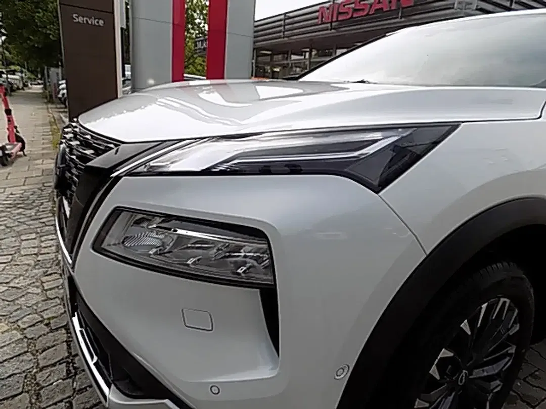 Nissan X-Trail - Thumbnail 8
