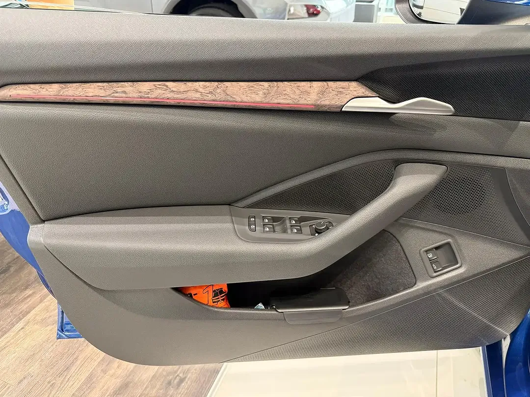 Skoda Superb - Thumbnail 10
