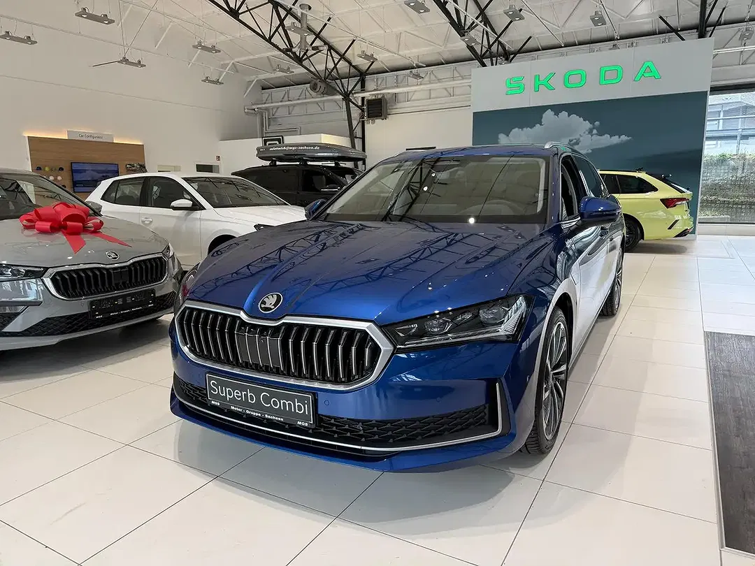 Skoda Superb - Thumbnail 1
