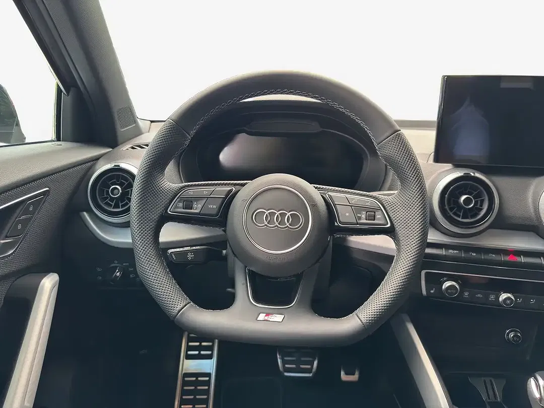 Audi Q2 - Thumbnail 8