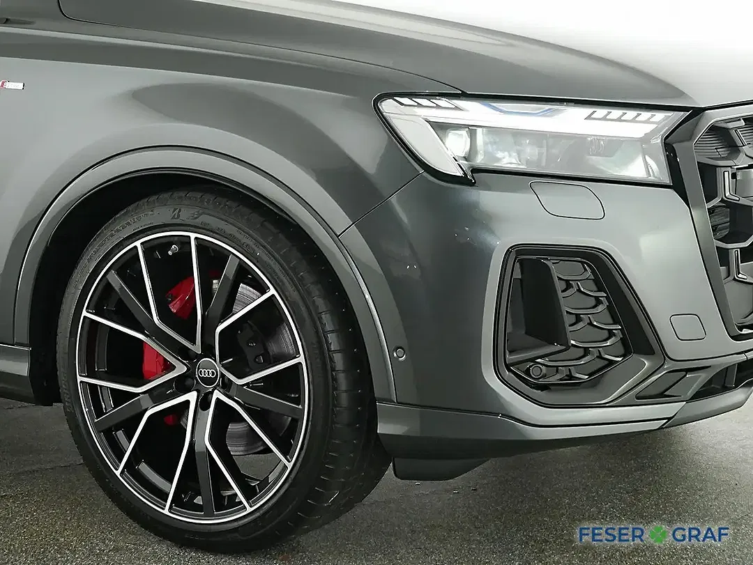 Audi Q7 - Thumbnail 12