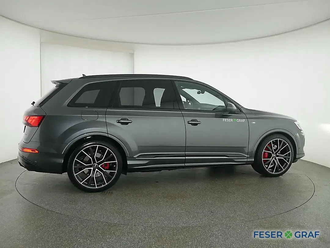 Audi Q7 - Thumbnail 15