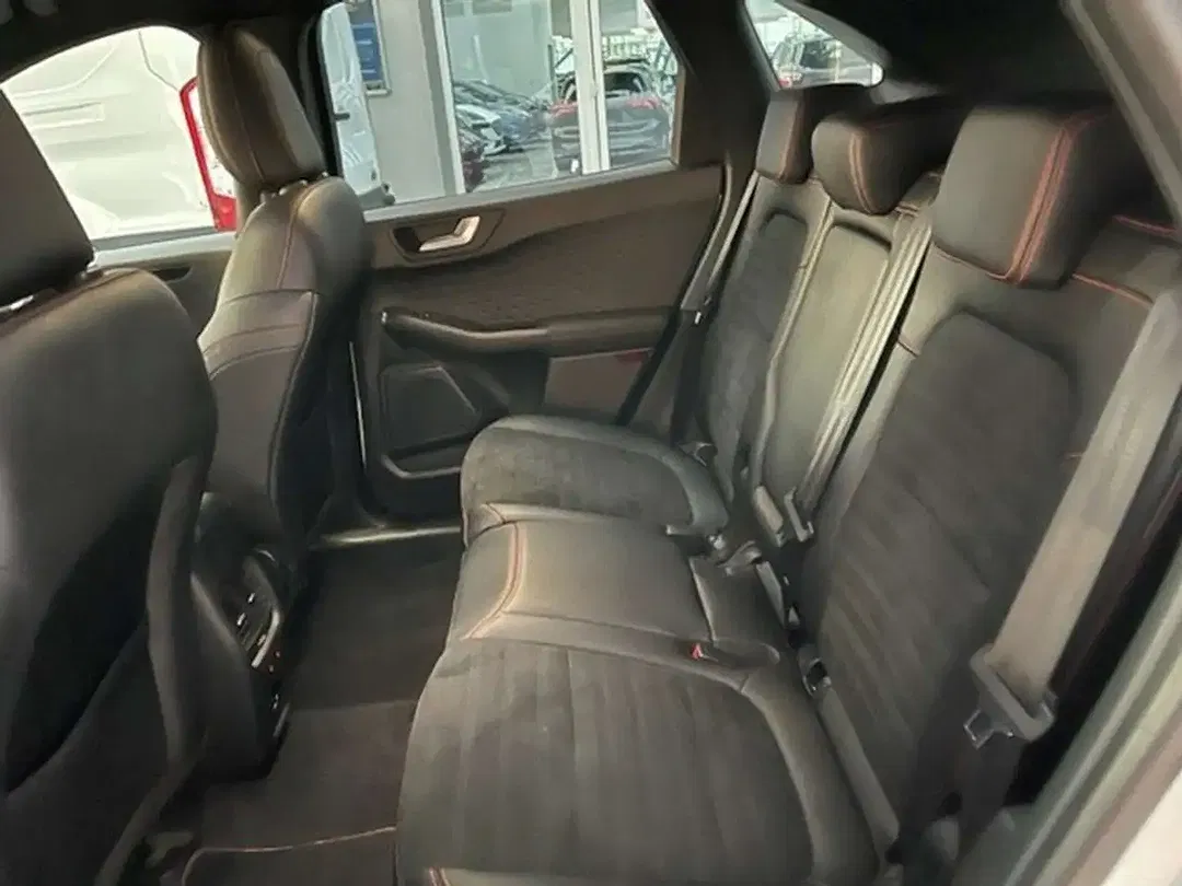 Ford Kuga - Thumbnail 12