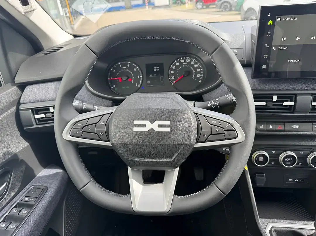 Dacia Sandero - Thumbnail 6