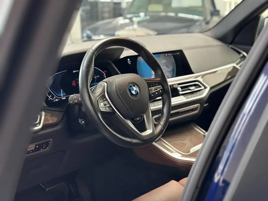 BMW X5 - Thumbnail 11