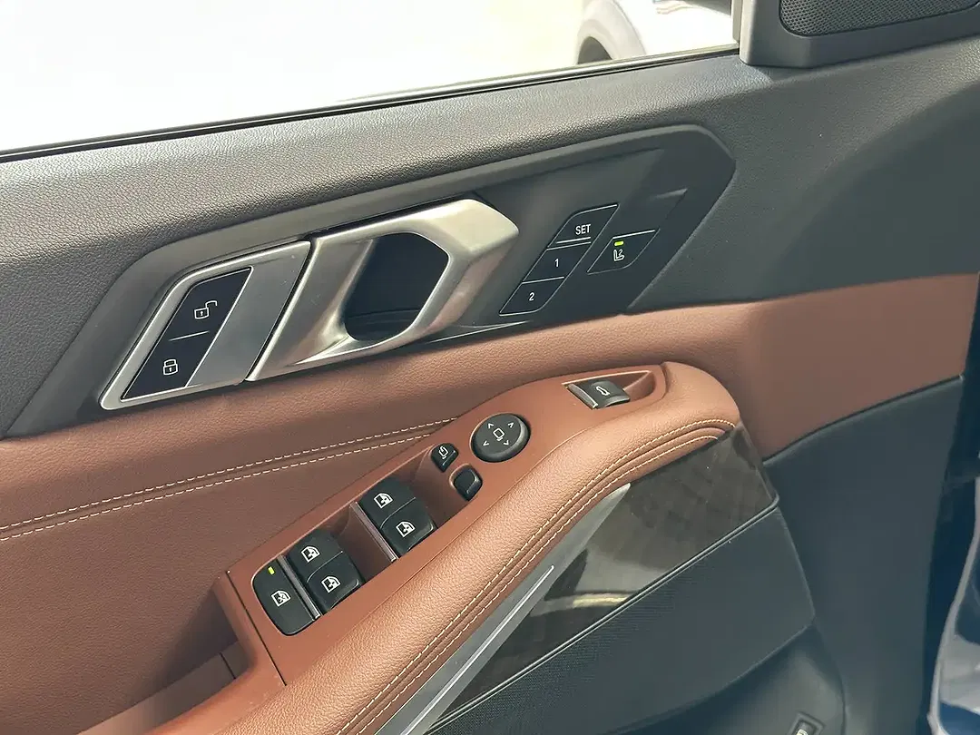 BMW X5 - Thumbnail 9
