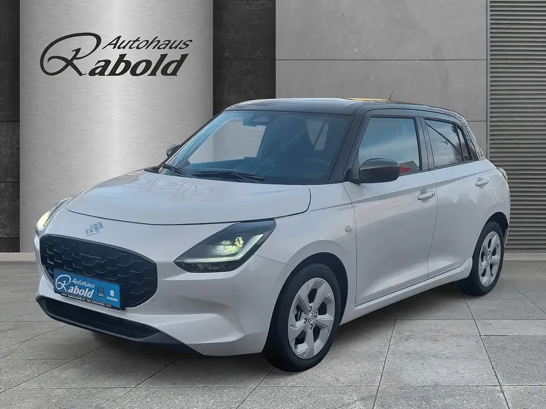 Suzuki Swift - Thumbnail 1