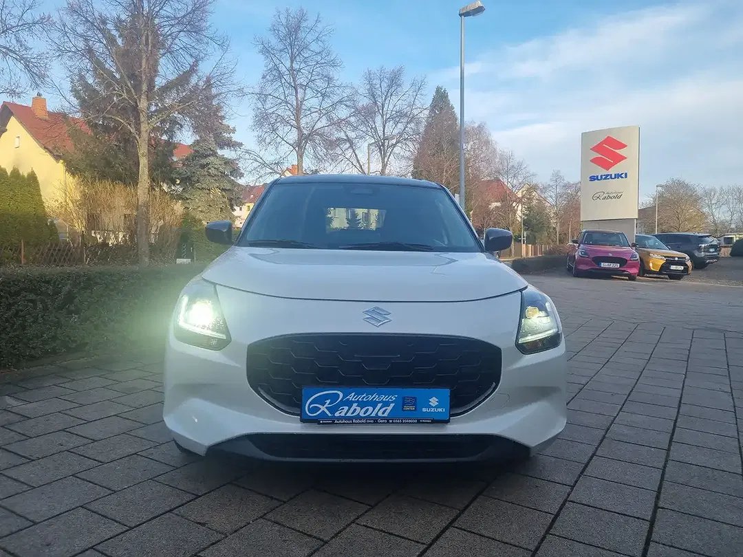 Suzuki Swift - Thumbnail 7