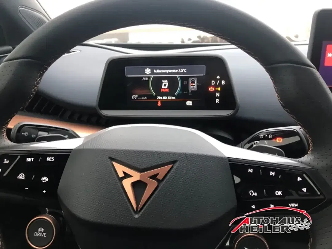 CUPRA Tavascan - Thumbnail 12