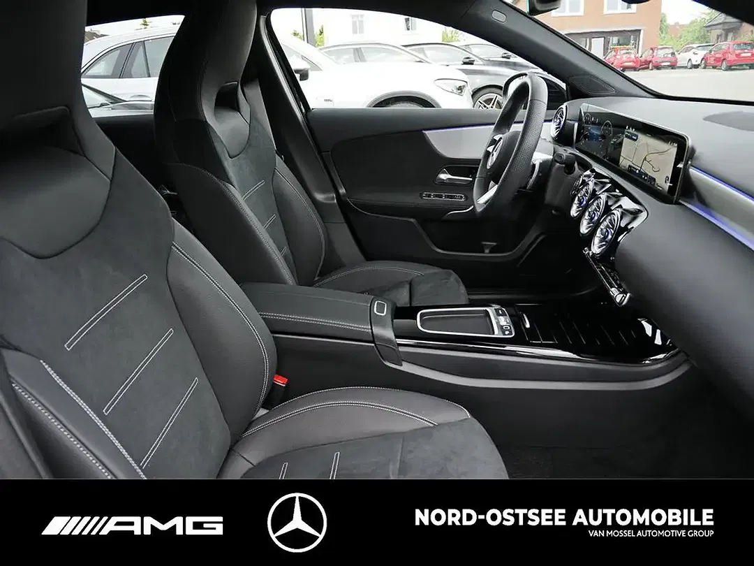 Mercedes-Benz A 200 - Thumbnail 11