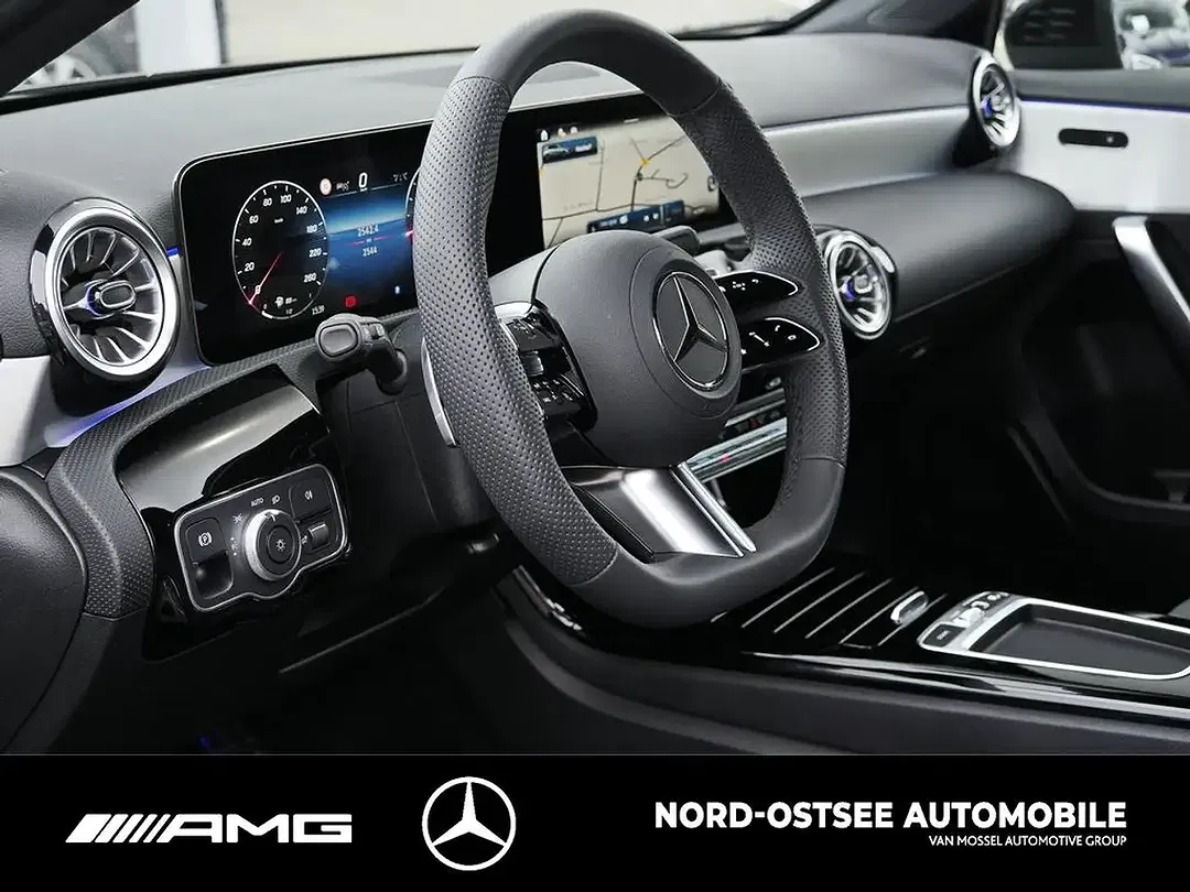 Mercedes-Benz A 200 - Thumbnail 8