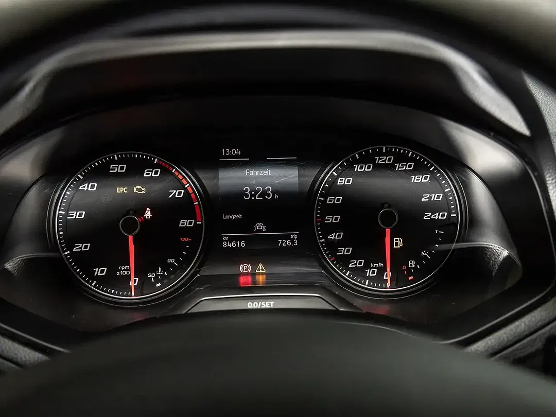 SEAT Arona - Thumbnail 16