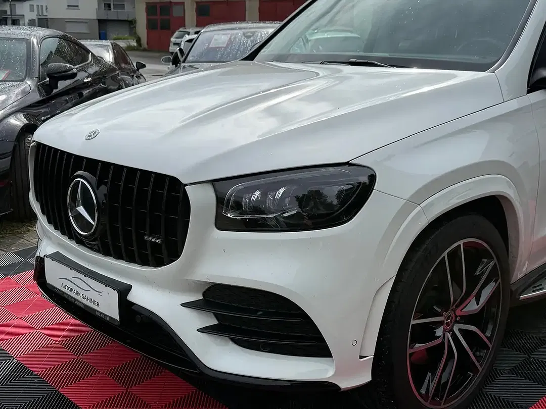 Mercedes-Benz GLS 580 - Thumbnail 4