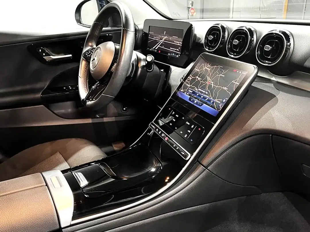 Mercedes-Benz C 300 - Thumbnail 13