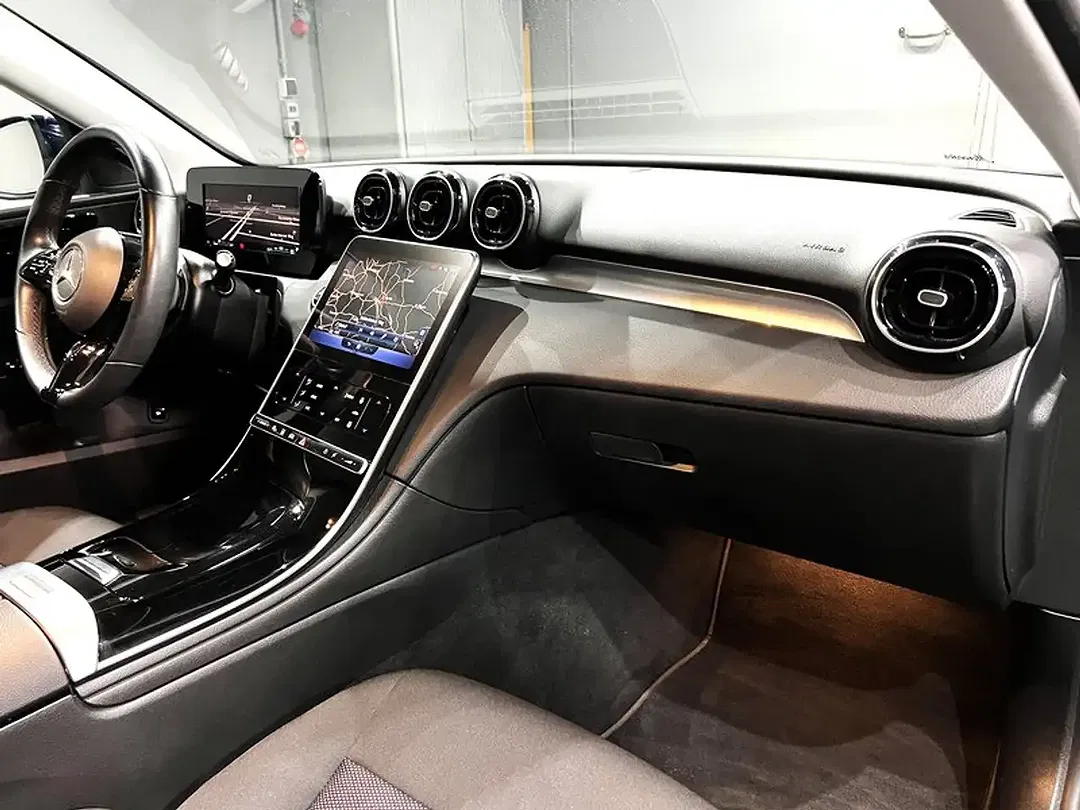 Mercedes-Benz C 300 - Thumbnail 14