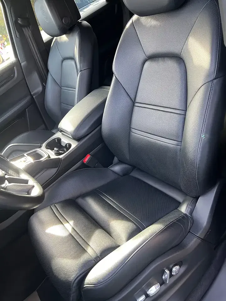Porsche Cayenne - Thumbnail 12