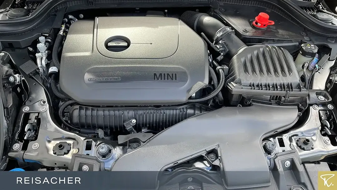 MINI John Cooper Works Cabrio - Thumbnail 7