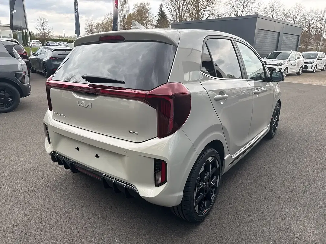 Kia Picanto - Thumbnail 4