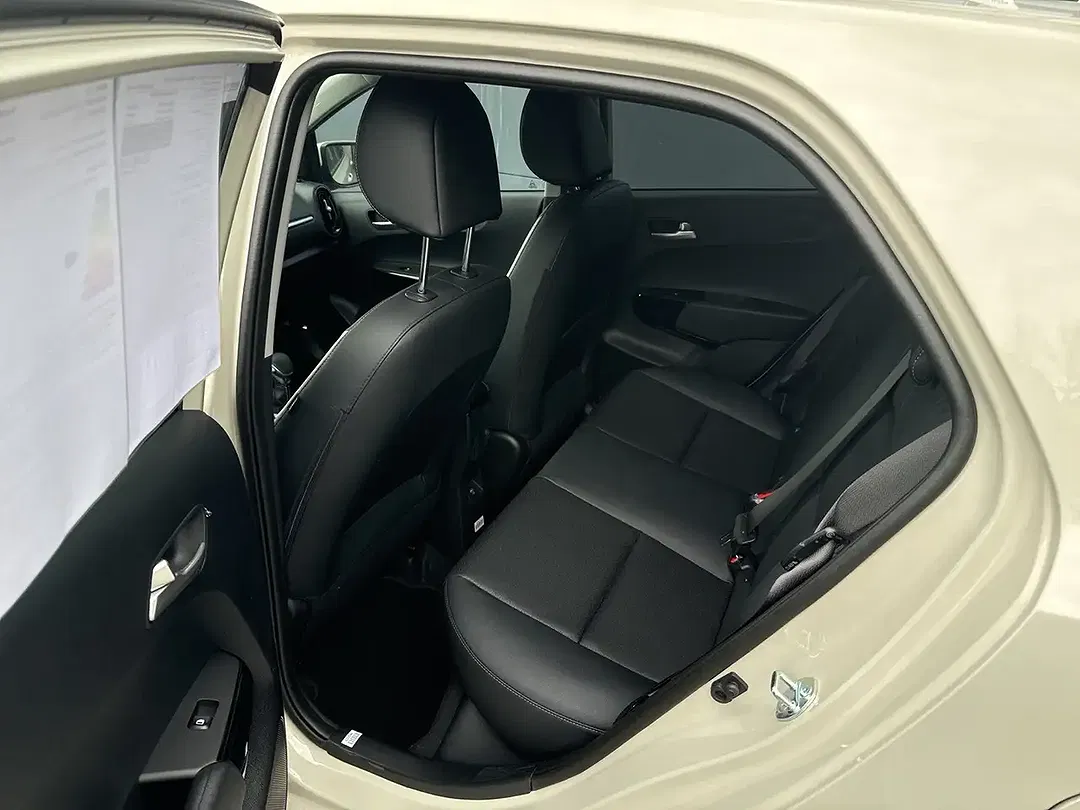 Kia Picanto - Thumbnail 9