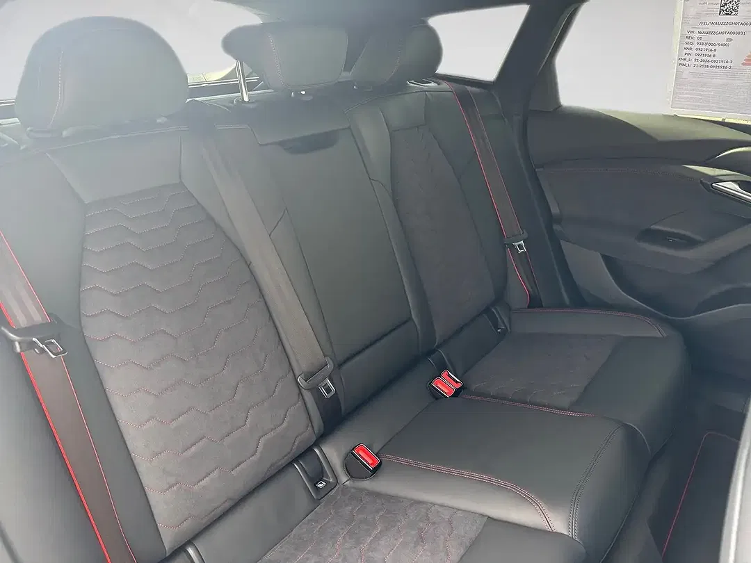 Audi A6 - Thumbnail 9