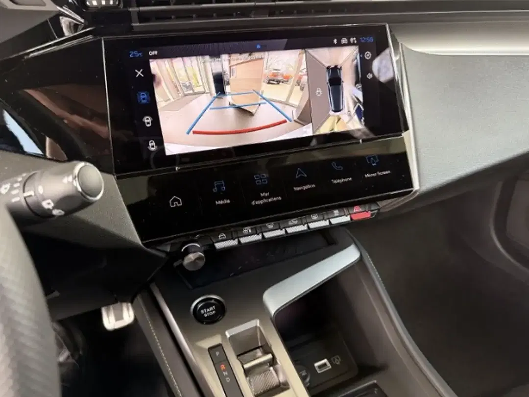 Peugeot 308 - Thumbnail 10