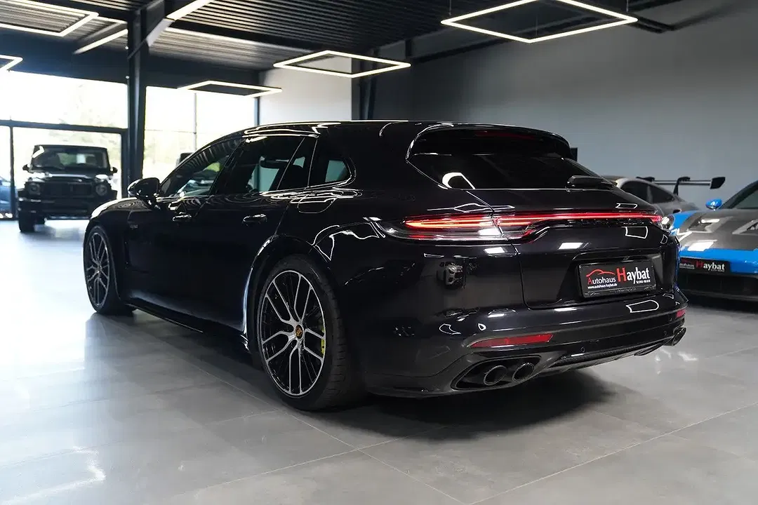 Porsche Panamera - Thumbnail 5