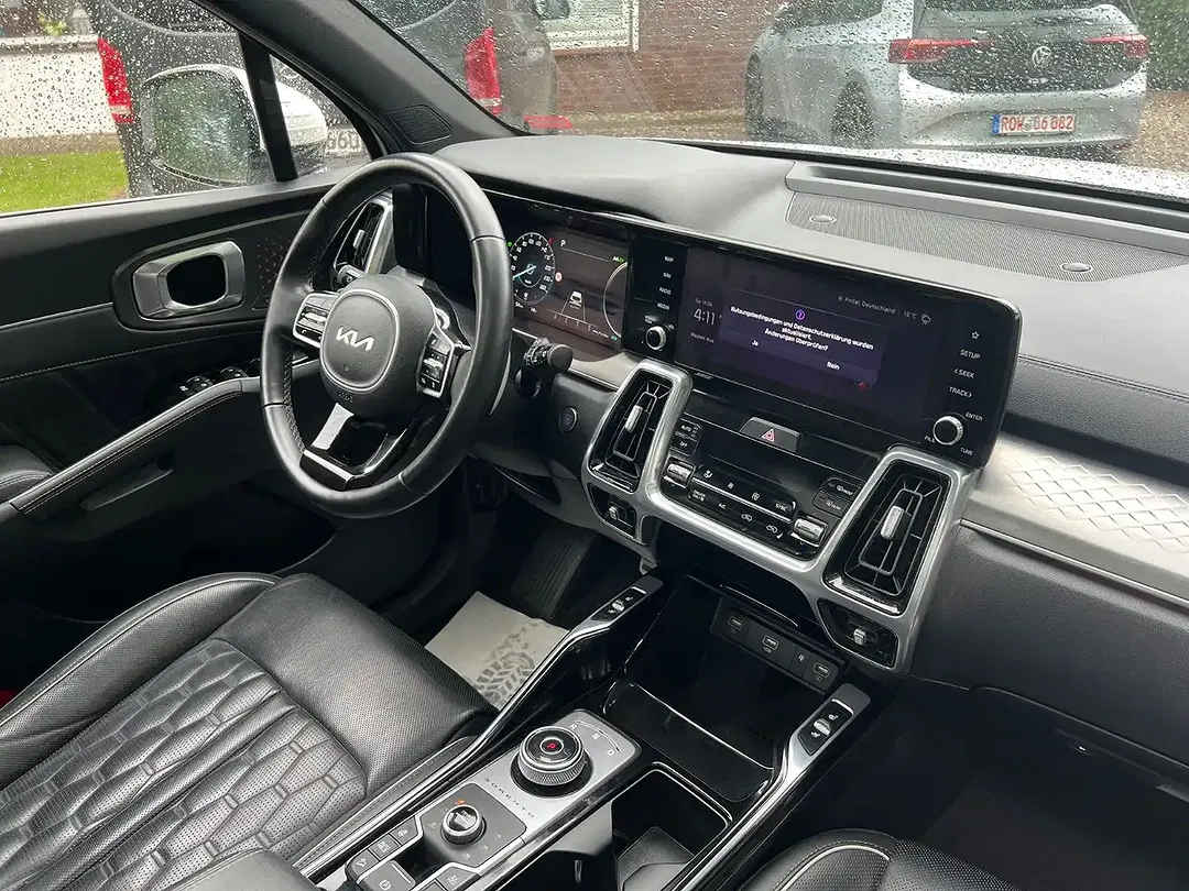 Kia Sorento - Thumbnail 11