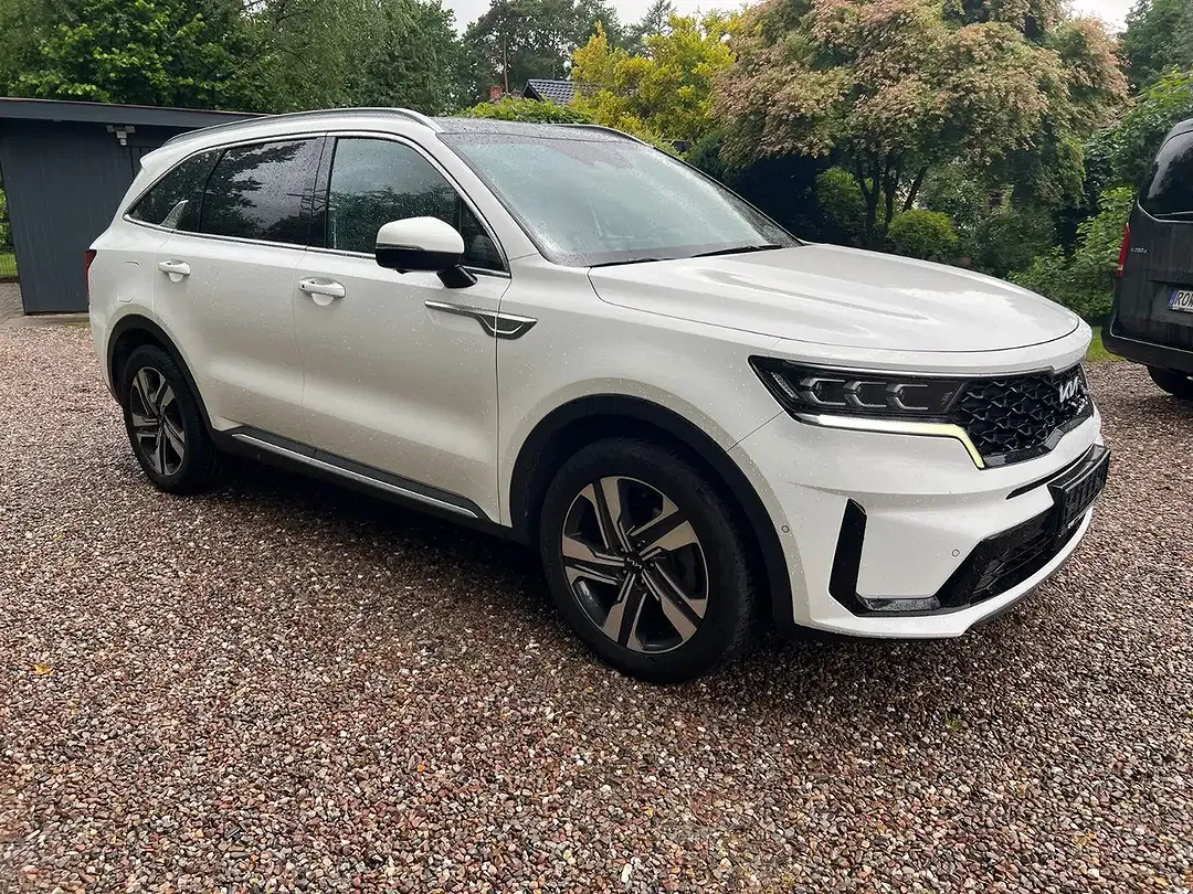 Kia Sorento - Thumbnail 3