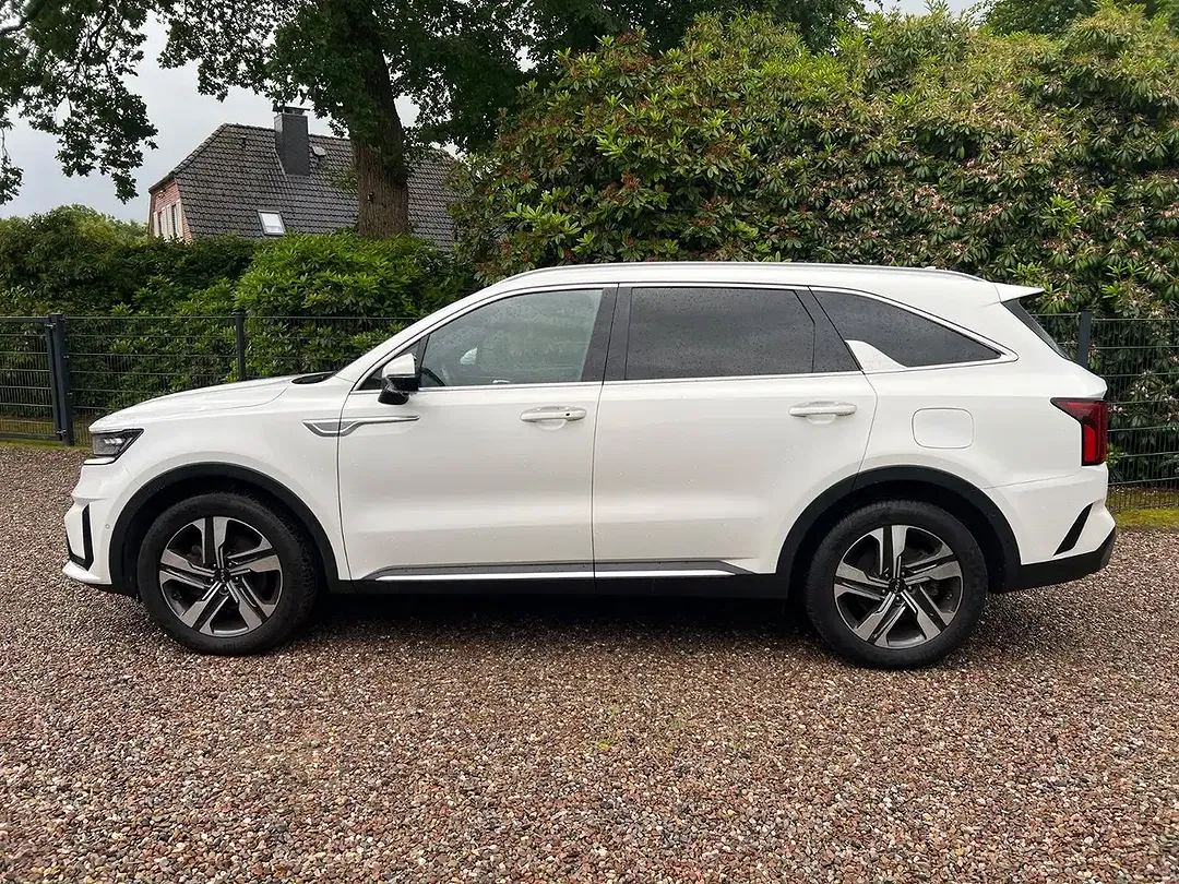 Kia Sorento - Thumbnail 4