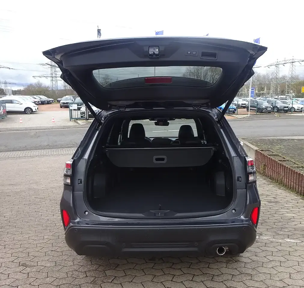 Subaru Forester - Thumbnail 9
