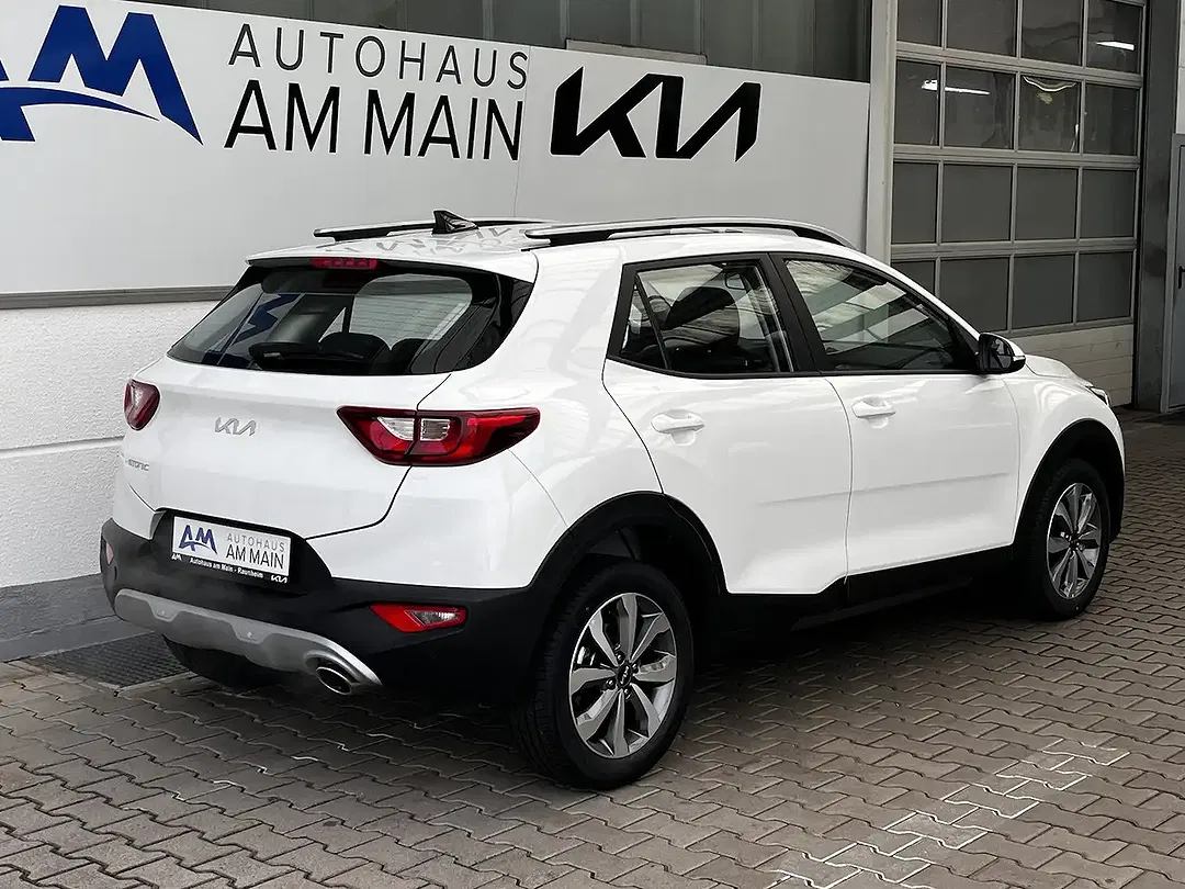 Kia Stonic - Thumbnail 5