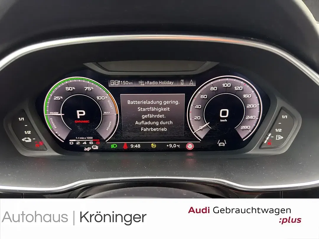 Audi Q3 - Thumbnail 12