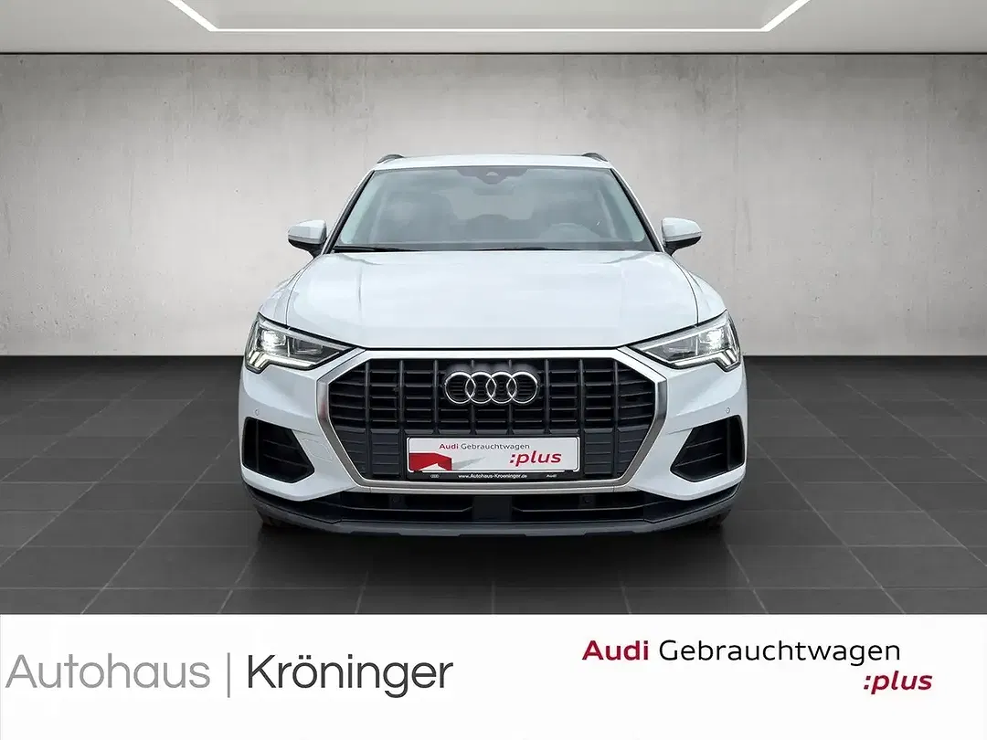 Audi Q3 - Thumbnail 5