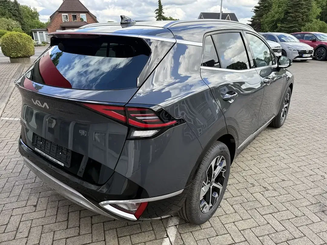 Kia Sportage - Thumbnail 4