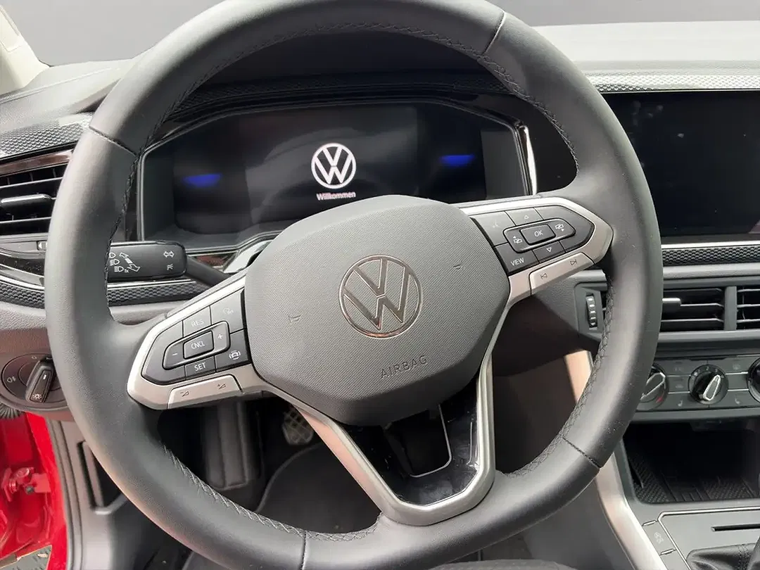 Volkswagen Polo - Thumbnail 12