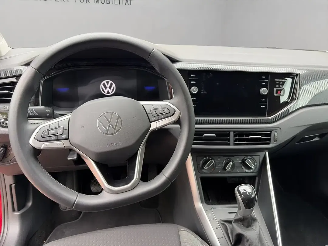 Volkswagen Polo - Thumbnail 14