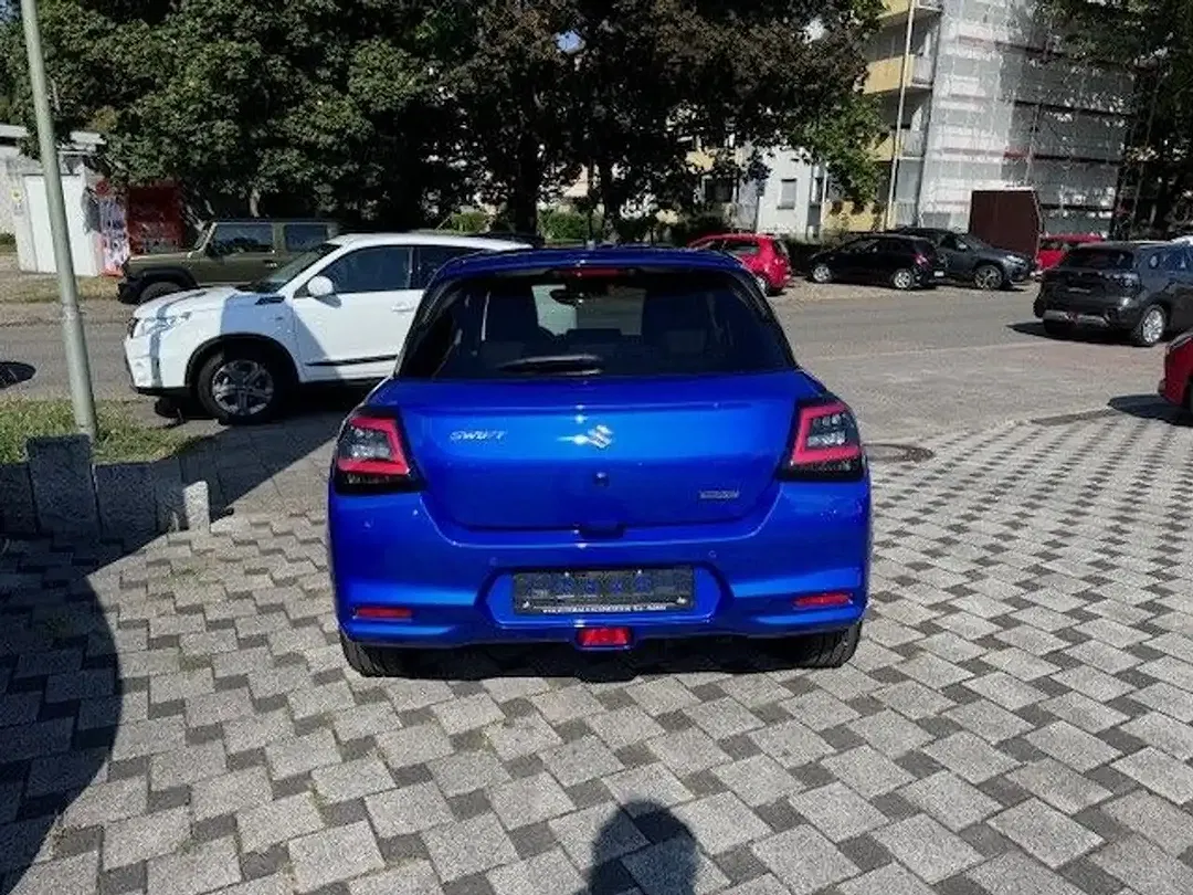 Suzuki Swift - Thumbnail 6
